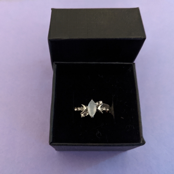 1CT Marquise Crystal Diamond Moonstone Silver Ring - Picture 4 of 4